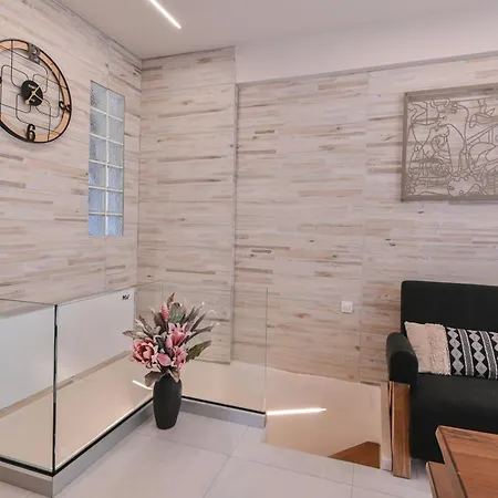 September15 Suites- Meganisi Апартаменты Katomerion