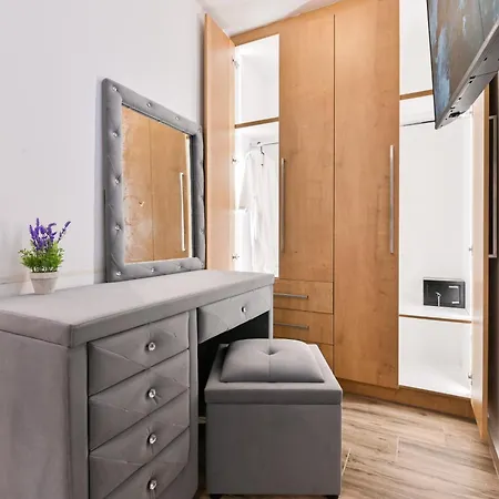 September15 Suites- Meganisi شقة