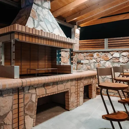 September15 Suites- Meganisi شقة